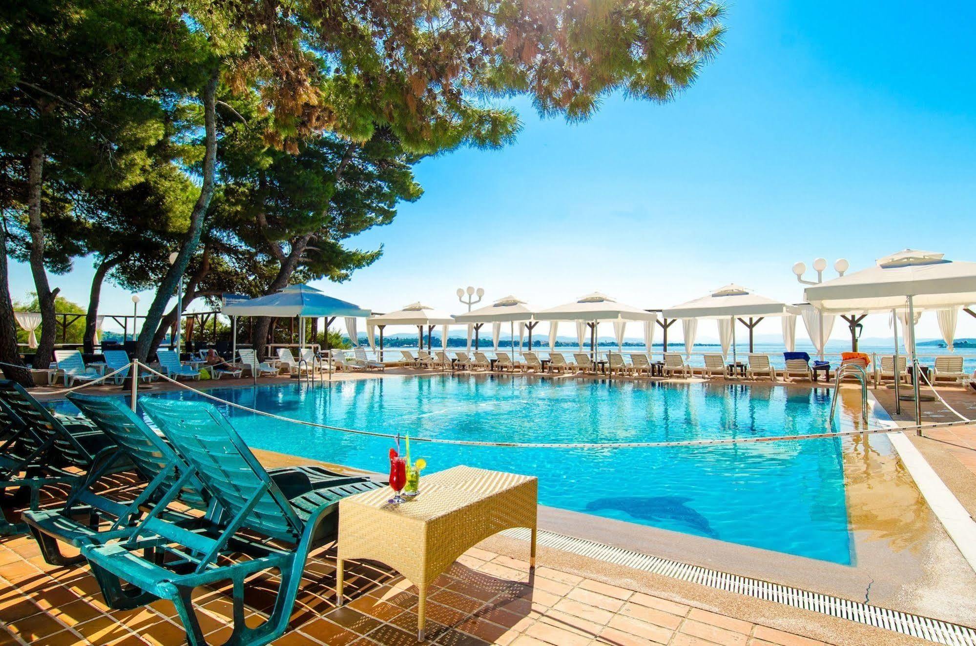 Hotel Punta โวดีเซ ภายนอก รูปภาพ